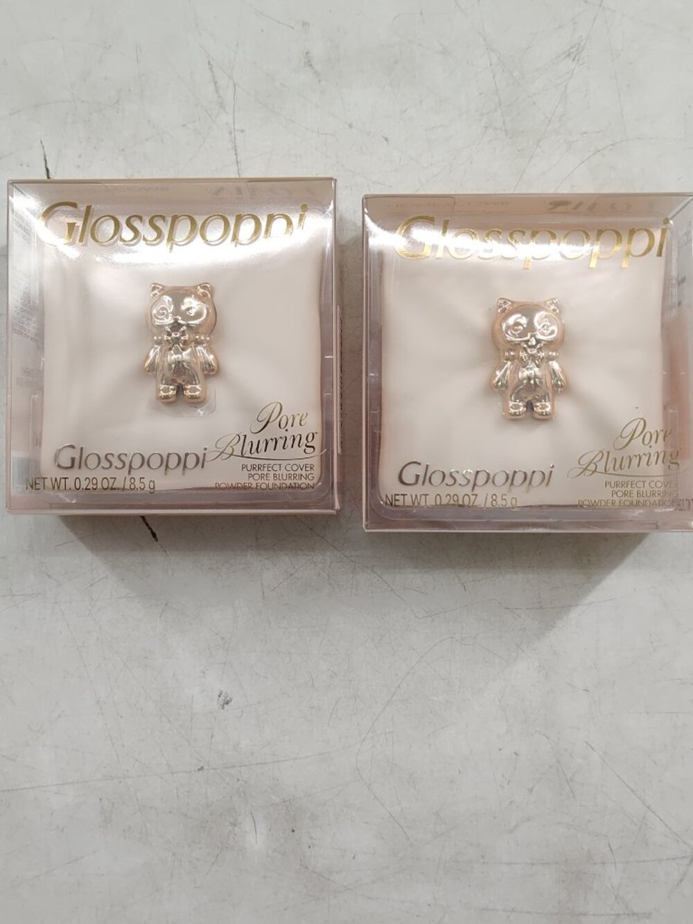 Glosspoppi Pore Blurring Purrfect Cover Powder Foundation (asseenon TIK TOK) E2C